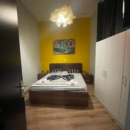 Huge In Old Town For Up To 9 People Apartmán