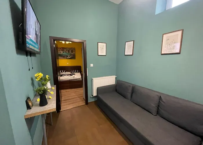 Appartement Huge In Old Town For Up To 9 People Bucarest