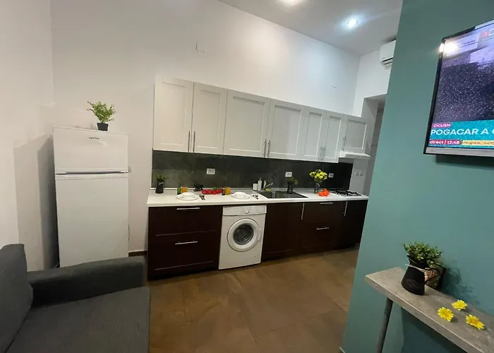 Huge In Old Town For Up To 9 People Appartement Bucarest