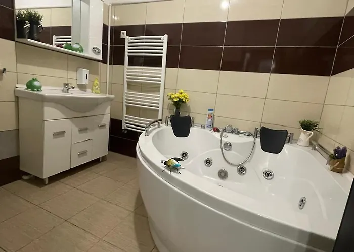 Huge In Old Town For Up To 9 People Apartman Bukarest